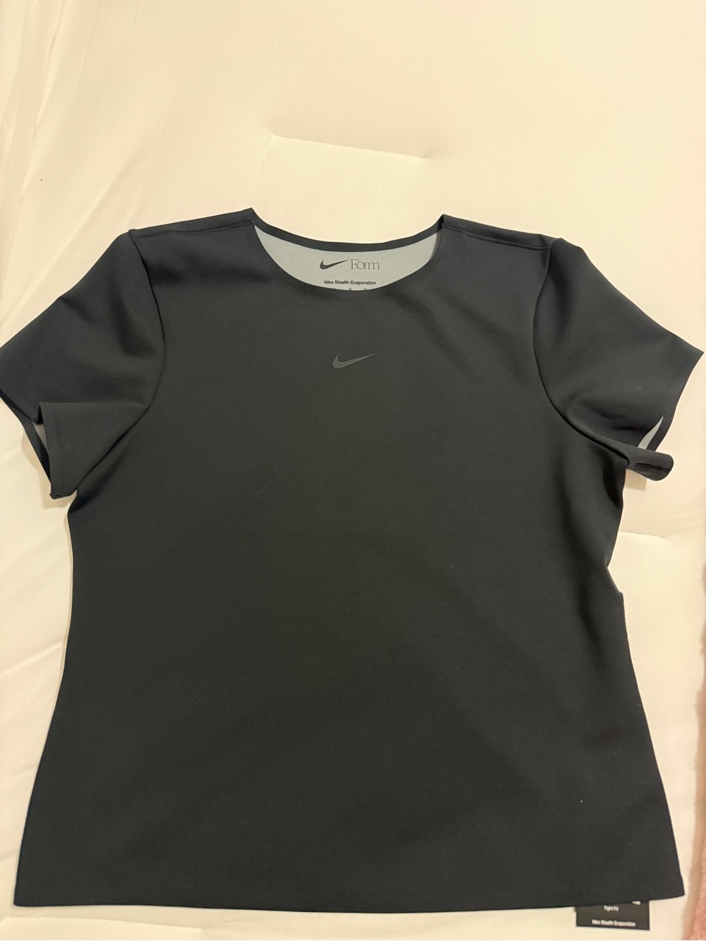 Nike Form Black Short Sleeve Athletic Tee ** Large